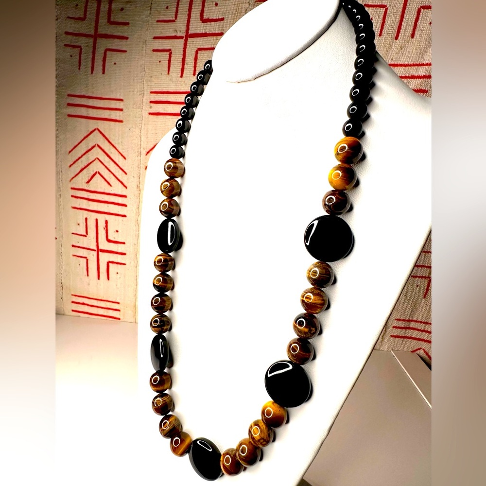 Tiger eyes and black onyx Necklace coming with cultural Tuareg leather box